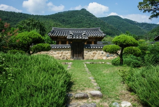 대구 옻골한옥마을 경주최씨 백불고택 모습